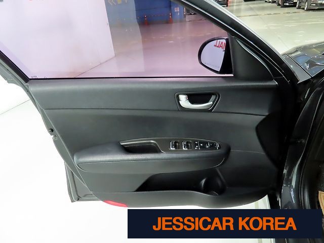 2016 Kia K5 2nd generation - Thumbnail 3