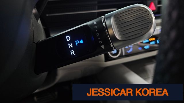 2023 Hyundai Ioniq 6 - Thumbnail 16