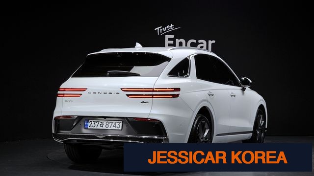 2025 Genesis GV70 - Thumbnail 3