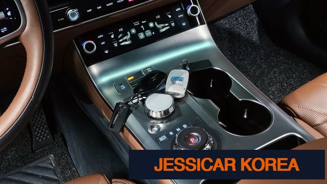 2025 Genesis GV70 - Thumbnail 12