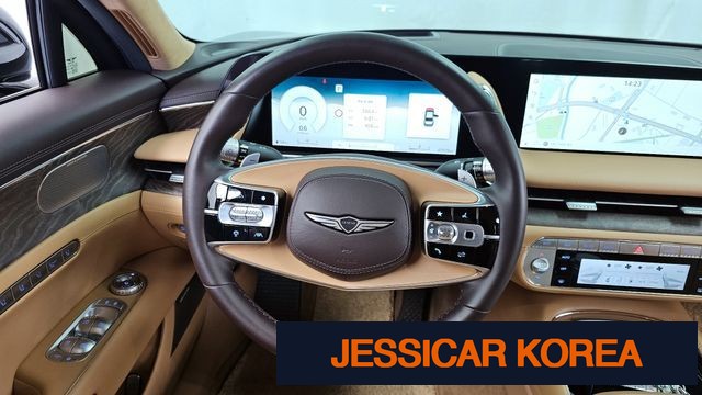 2022 Genesis G90 (RS4) - Thumbnail 11