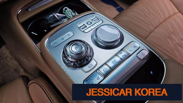 2022 Genesis G90 (RS4) - Thumbnail 17