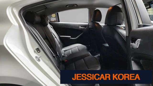 2016 Kia The New K3 - Thumbnail 4