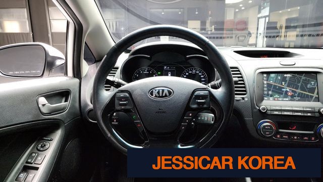 2016 Kia The New K3 - Thumbnail 16