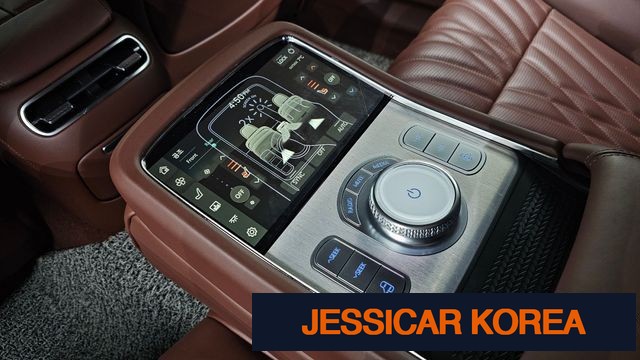 2023 Genesis G90 (RS4) - Thumbnail 13