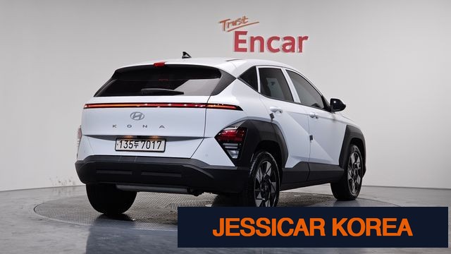 2025 Hyundai Kona (SX2) - Thumbnail 3