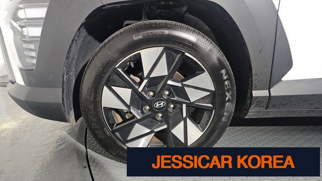 2025 Hyundai Kona (SX2) - Thumbnail 8