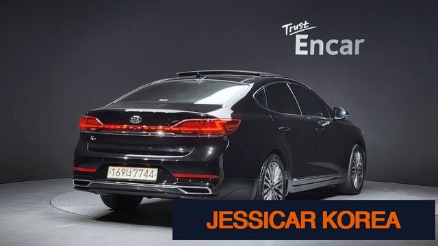 2020 Kia K7 Premier - Thumbnail 18