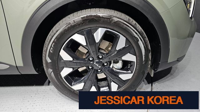 2022 Kia Sportage 5th Gen - Thumbnail 8
