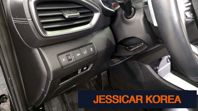 2023 Hyundai The New Santa Fe - Thumbnail 17