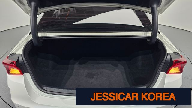 2021 Kia K5 3rd Gen - Thumbnail 8