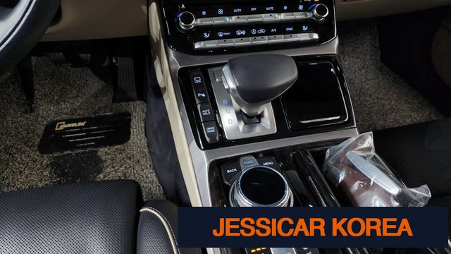 2018 Genesis EQ900 - Thumbnail 16