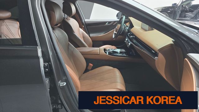 2022 Genesis G80 (RG3) - Thumbnail 2