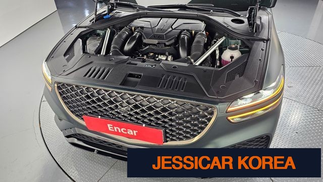 2021 Genesis GV70 - Thumbnail 14