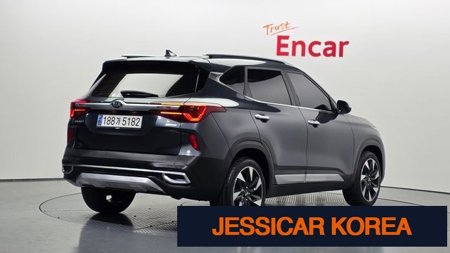 2022 Kia Seltos - Thumbnail 8