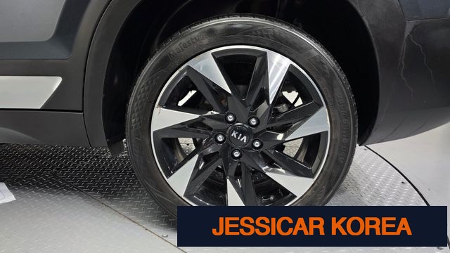 2022 Kia Seltos - Thumbnail 9