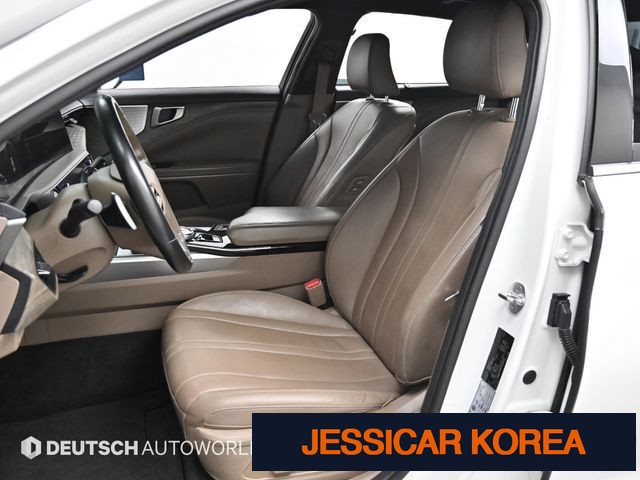 2023 Kia K8 - Thumbnail 3