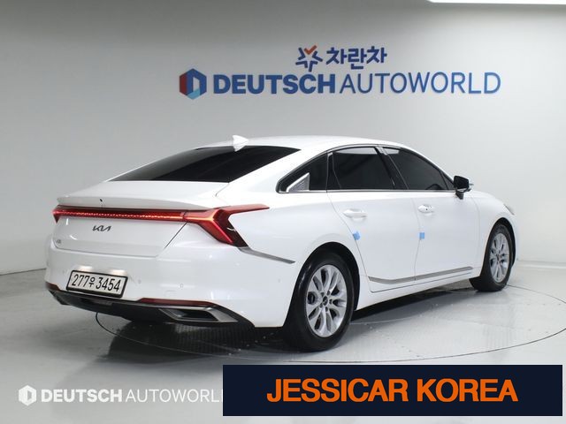 2023 Kia K8 - Thumbnail 18