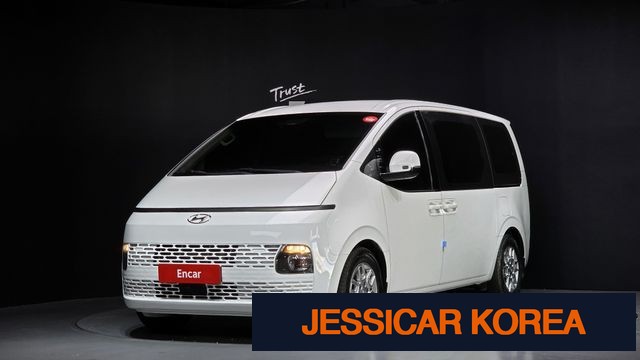 2022 Hyundai Staria - Thumbnail 3