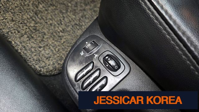 2011 Renault Korea New SM5 - Thumbnail 2