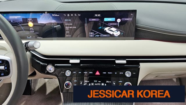 2025 Genesis G80 (RG3) - Thumbnail 17