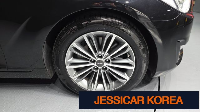 2018 Genesis EQ900 - Thumbnail 5