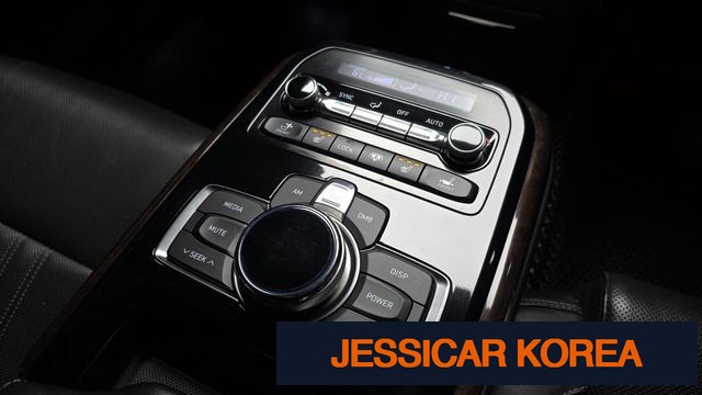 2018 Genesis EQ900 - Thumbnail 14