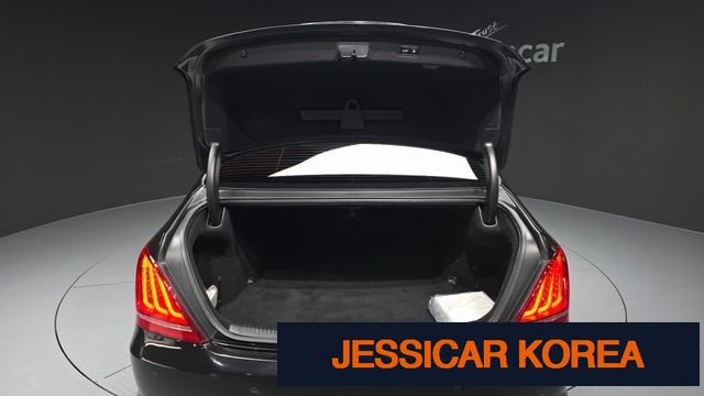 2018 Genesis EQ900 - Thumbnail 17