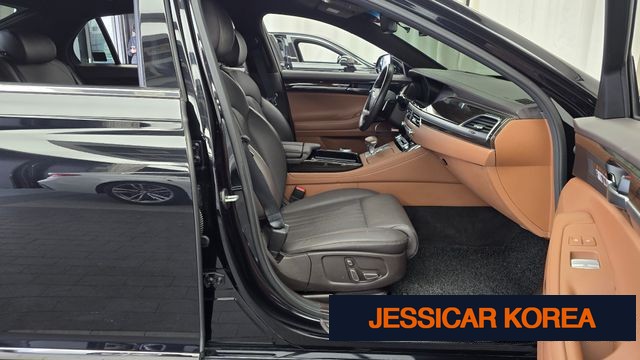 2019 Genesis G90 - Thumbnail 10