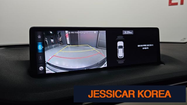 2021 Genesis GV70 - Thumbnail 5
