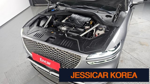 2021 Genesis GV70 - Thumbnail 13