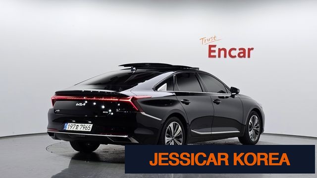 2022 Kia K8 Hybrid - Thumbnail 4
