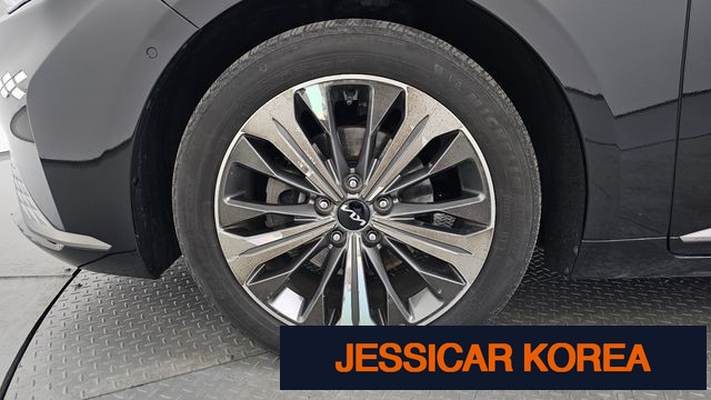 2022 Kia K8 Hybrid - Thumbnail 18