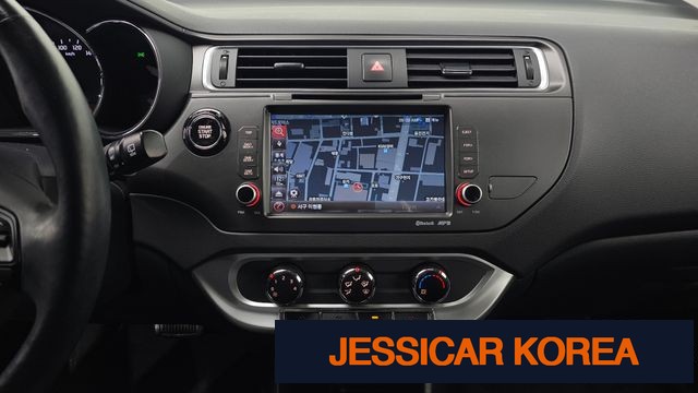 2017 Kia The New Pride - Thumbnail 10