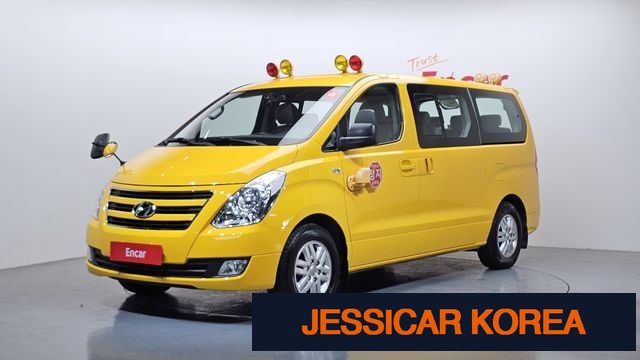 2017 Hyundai Grand Starex - Thumbnail 2