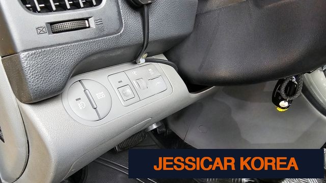 2017 Hyundai Grand Starex - Thumbnail 9