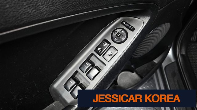 2016 Kia The New K3 - Thumbnail 11