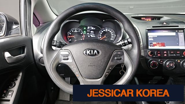 2016 Kia The New K3 - Thumbnail 19