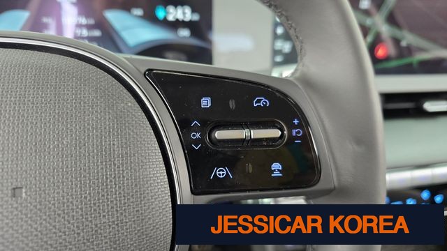2022 Hyundai Ioniq 5 - Thumbnail 12