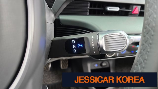 2022 Hyundai Ioniq 5 - Thumbnail 16