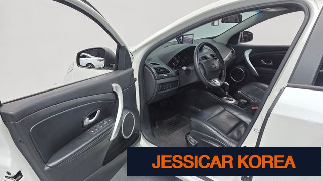 2010 Renault Korea New SM3 - Thumbnail 5