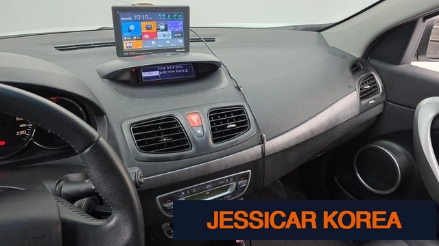 2010 Renault Korea New SM3 - Thumbnail 6