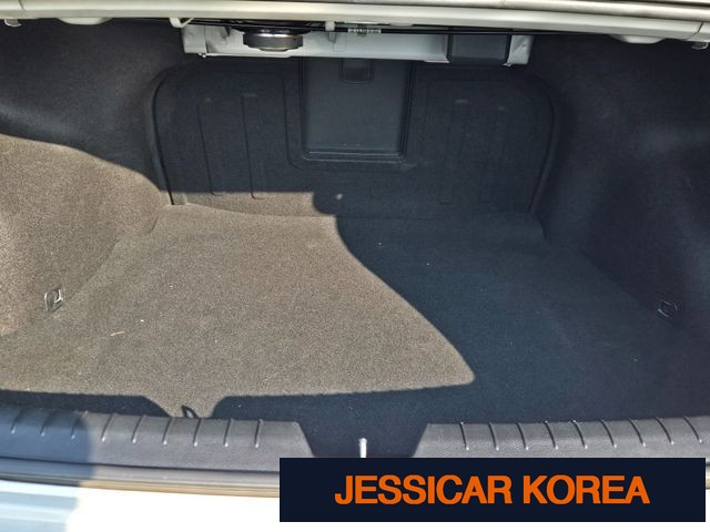 2016 Hyundai LF Sonata - Thumbnail 15