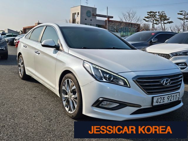 2016 Hyundai LF Sonata - Thumbnail 17