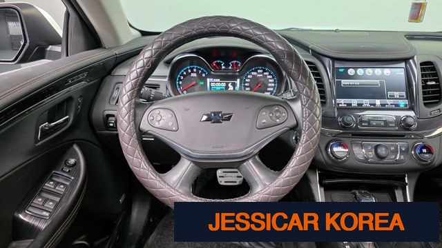 2016 Chevrolet Impala - Thumbnail 8