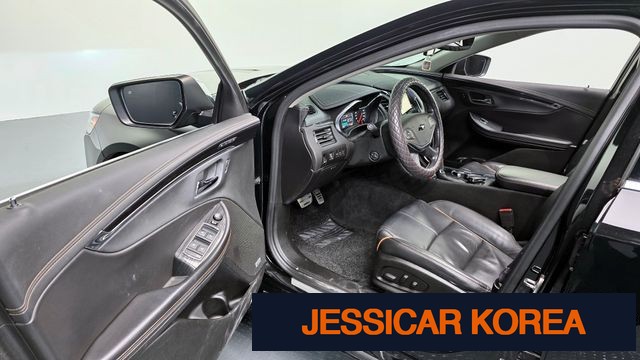 2016 Chevrolet Impala - Thumbnail 19