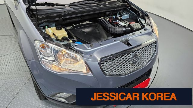 2013 KG Mobility Korando C - Thumbnail 10