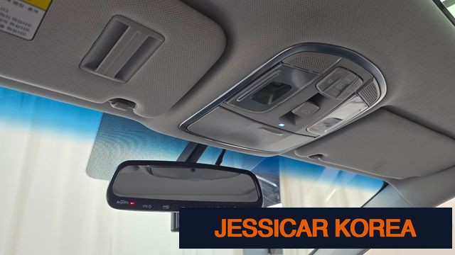 2016 Hyundai LF Sonata - Thumbnail 2