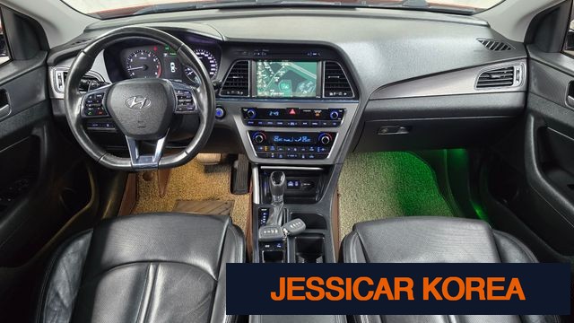 2016 Hyundai LF Sonata - Thumbnail 8