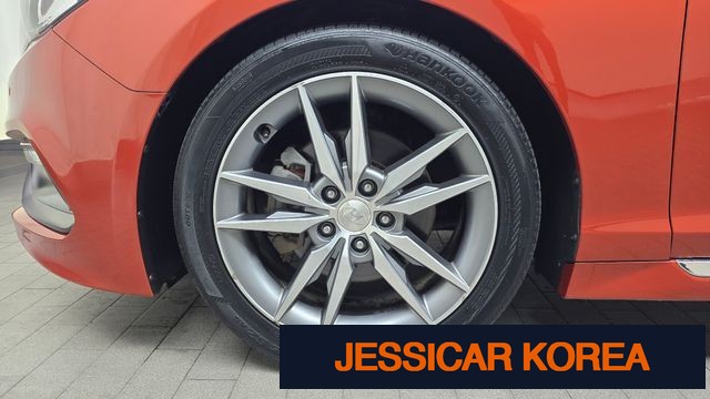 2016 Hyundai LF Sonata - Thumbnail 15